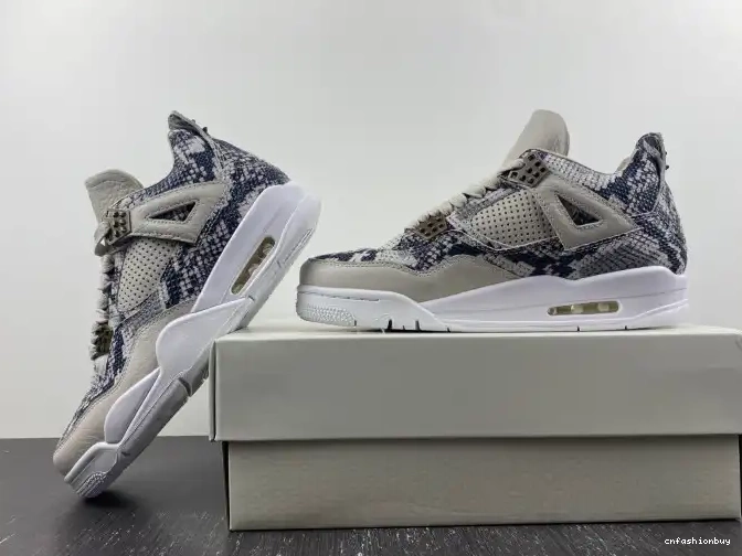 4 819139-030 Retro Snakeskin Jordan 0612